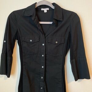 James Perse button down w/spread collar, roll tab cuffs, ribbing. Black, Size 0